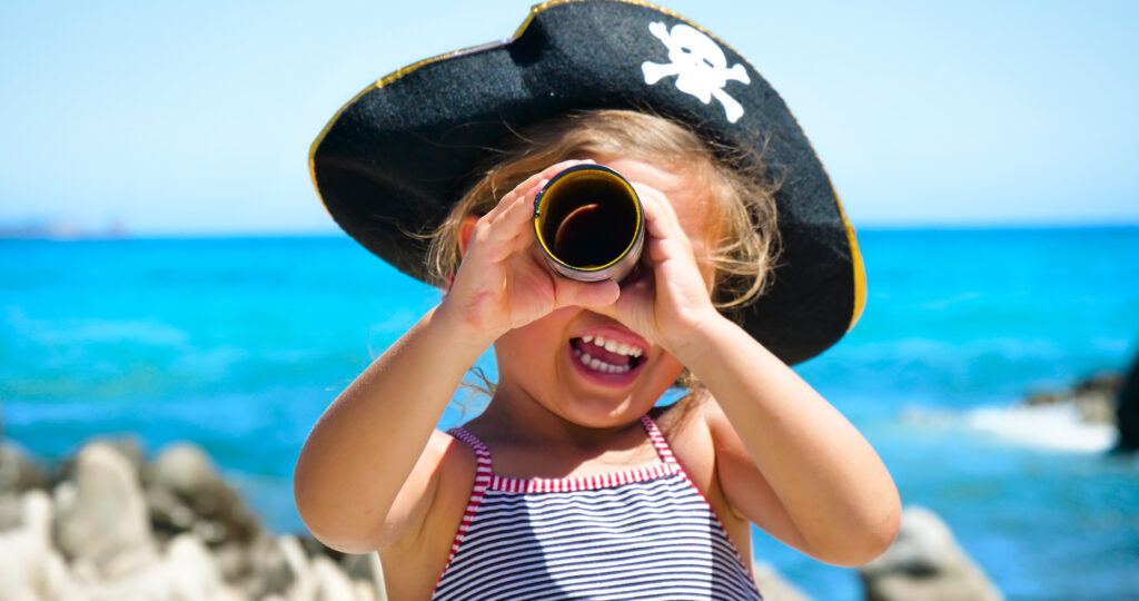 Outer Banks Hallowen - Pirate kids costume